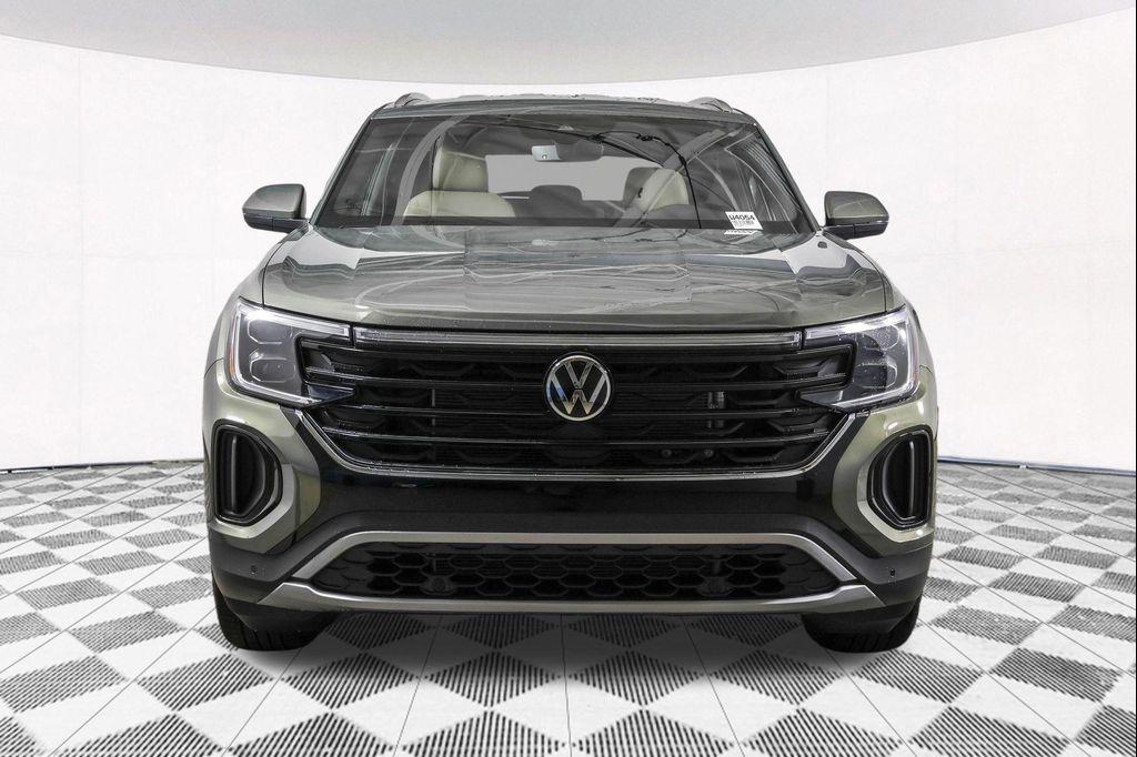 new 2026 Volkswagen Atlas Cross Sport car, priced at $44,122
