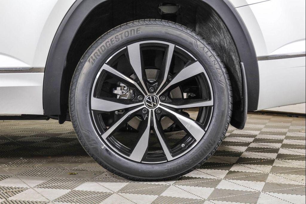 new 2026 Volkswagen Atlas car, priced at $54,840