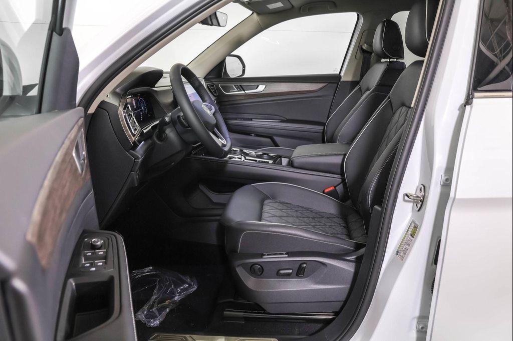 new 2026 Volkswagen Atlas car, priced at $54,840