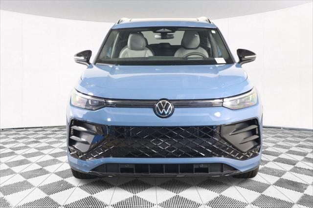 new 2025 Volkswagen Tiguan car, priced at $37,748