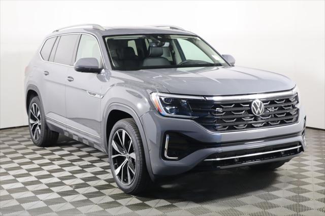 new 2025 Volkswagen Atlas car, priced at $52,312