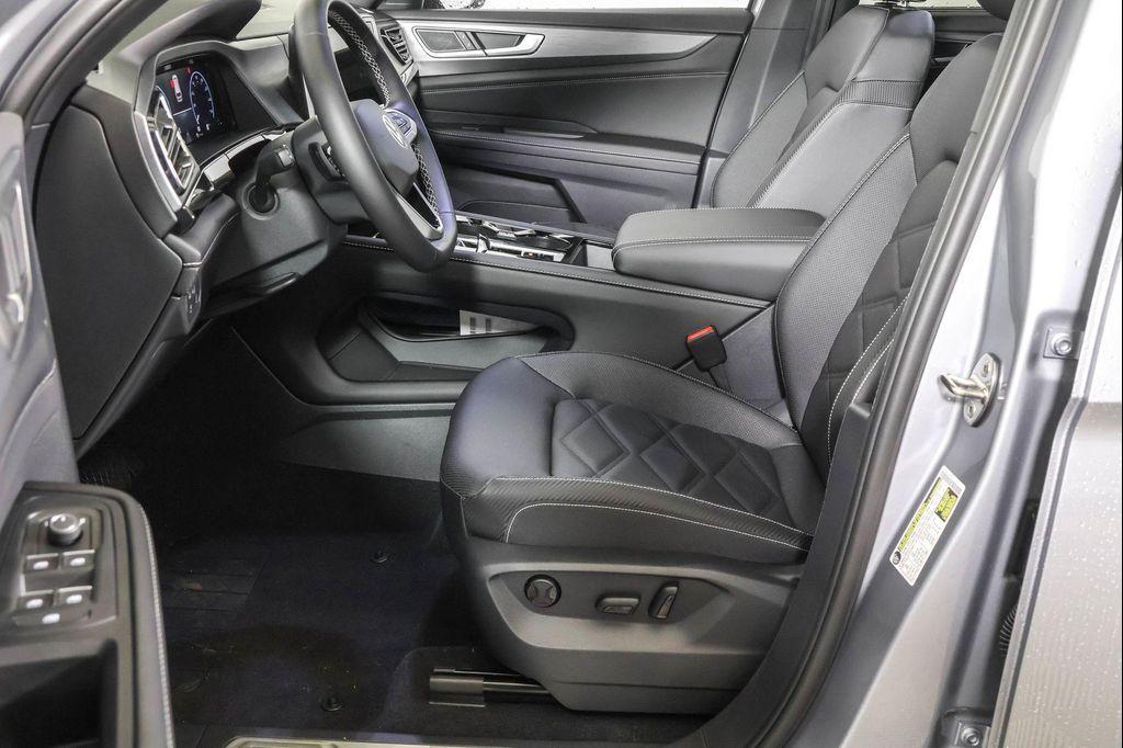 new 2026 Volkswagen Atlas Cross Sport car, priced at $45,398