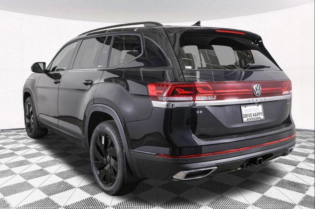 new 2026 Volkswagen Atlas car, priced at $45,144