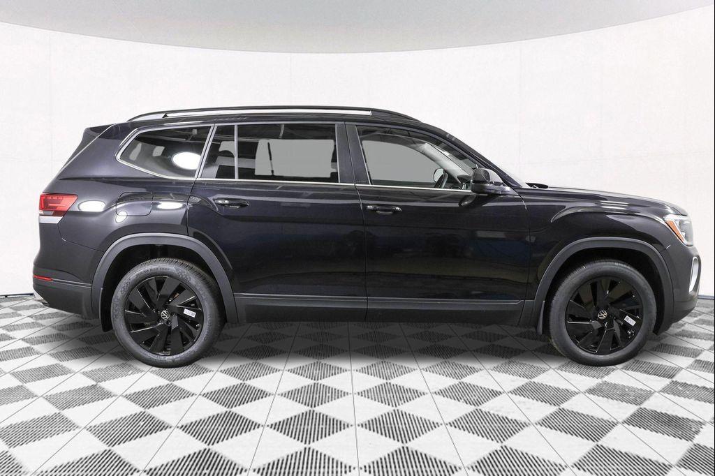 new 2026 Volkswagen Atlas car, priced at $45,144