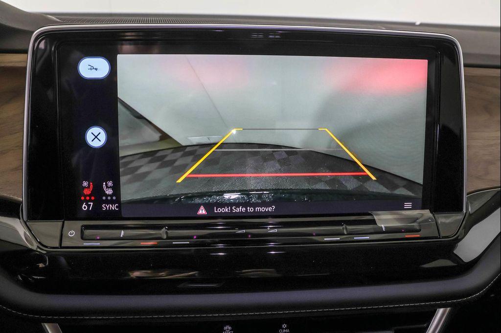 new 2026 Volkswagen Atlas car, priced at $40,826