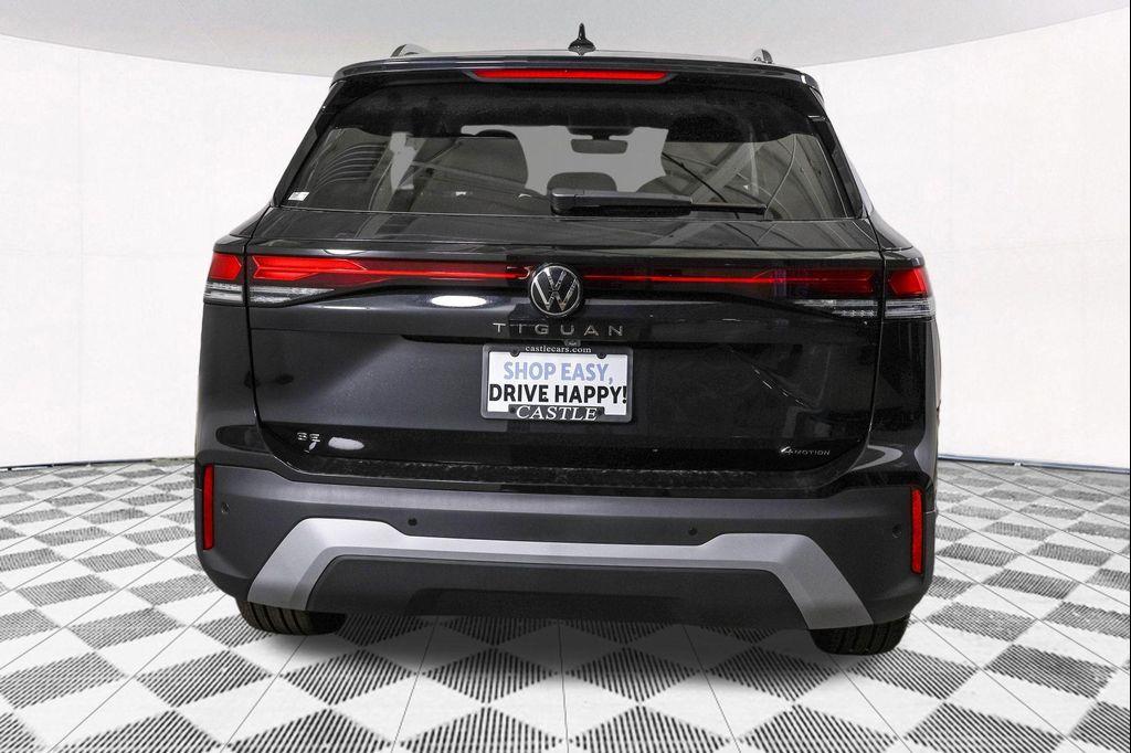 new 2025 Volkswagen Tiguan car, priced at $35,026