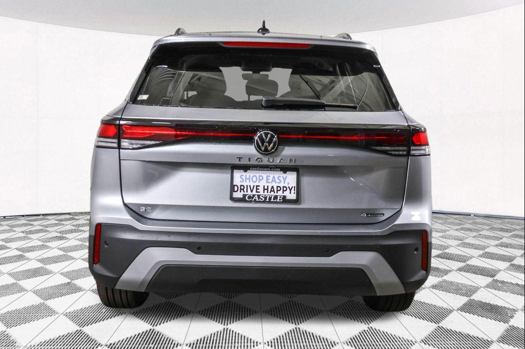 new 2025 Volkswagen Tiguan car, priced at $35,016