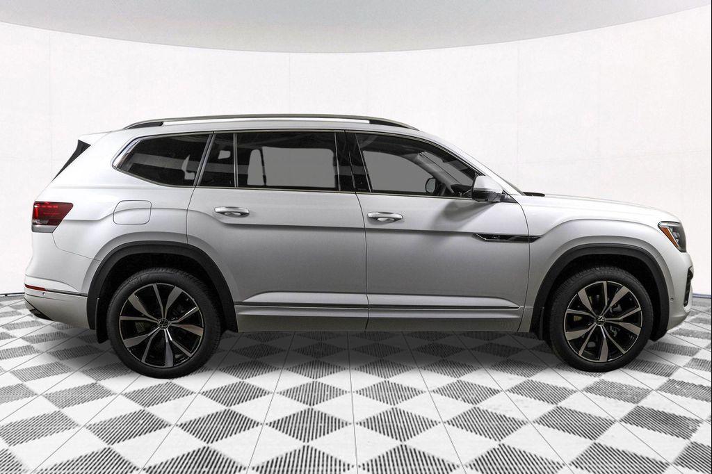 new 2026 Volkswagen Atlas car, priced at $54,134