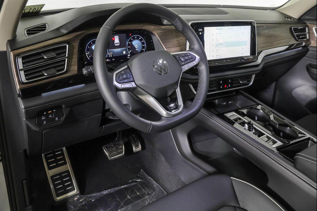 new 2026 Volkswagen Atlas car, priced at $54,134