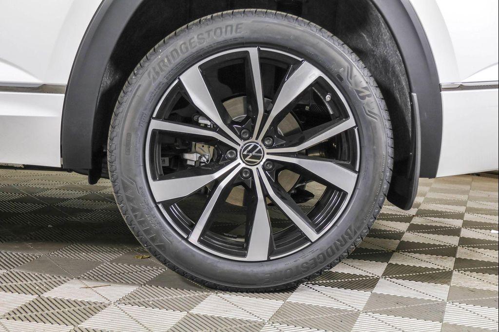 new 2026 Volkswagen Atlas car, priced at $54,134