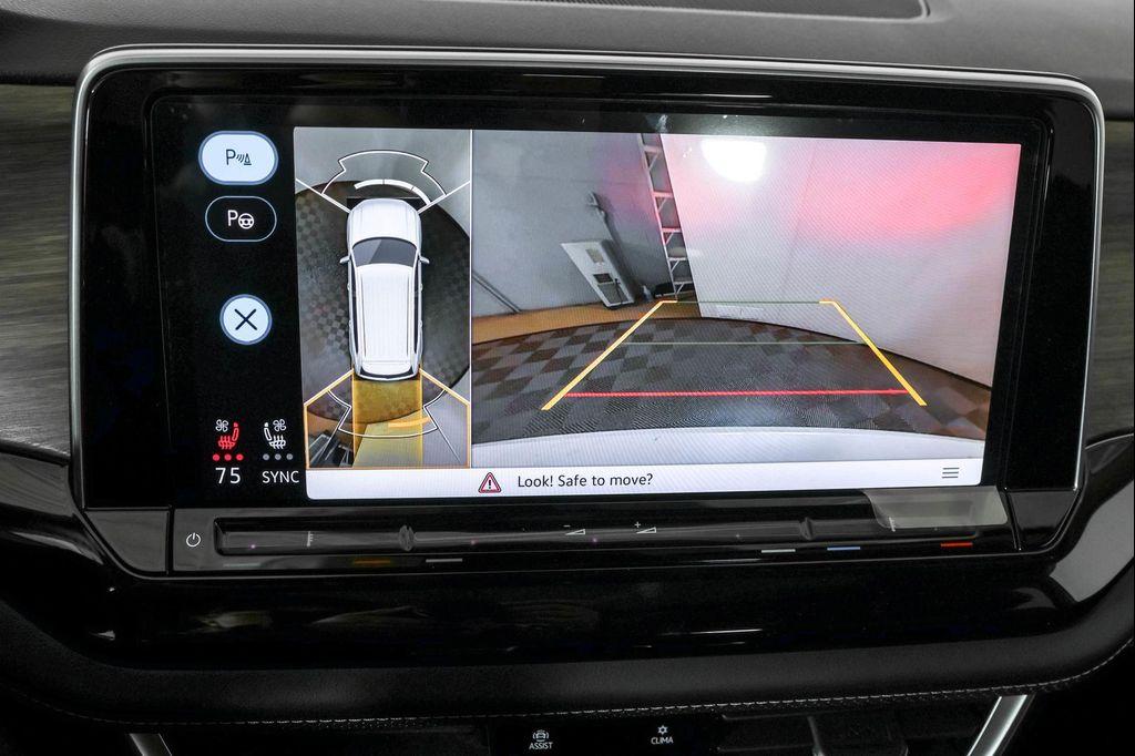 new 2026 Volkswagen Atlas car, priced at $54,134