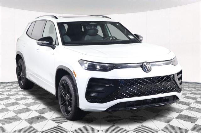 new 2025 Volkswagen Tiguan car, priced at $37,833