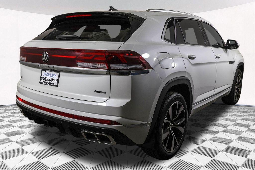 new 2026 Volkswagen Atlas Cross Sport car, priced at $53,906