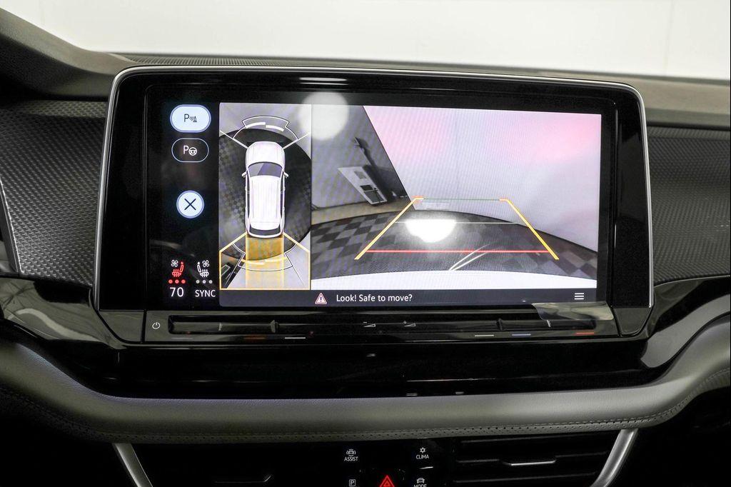 new 2026 Volkswagen Atlas Cross Sport car, priced at $53,906