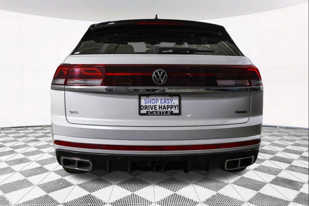 new 2026 Volkswagen Atlas Cross Sport car, priced at $53,906