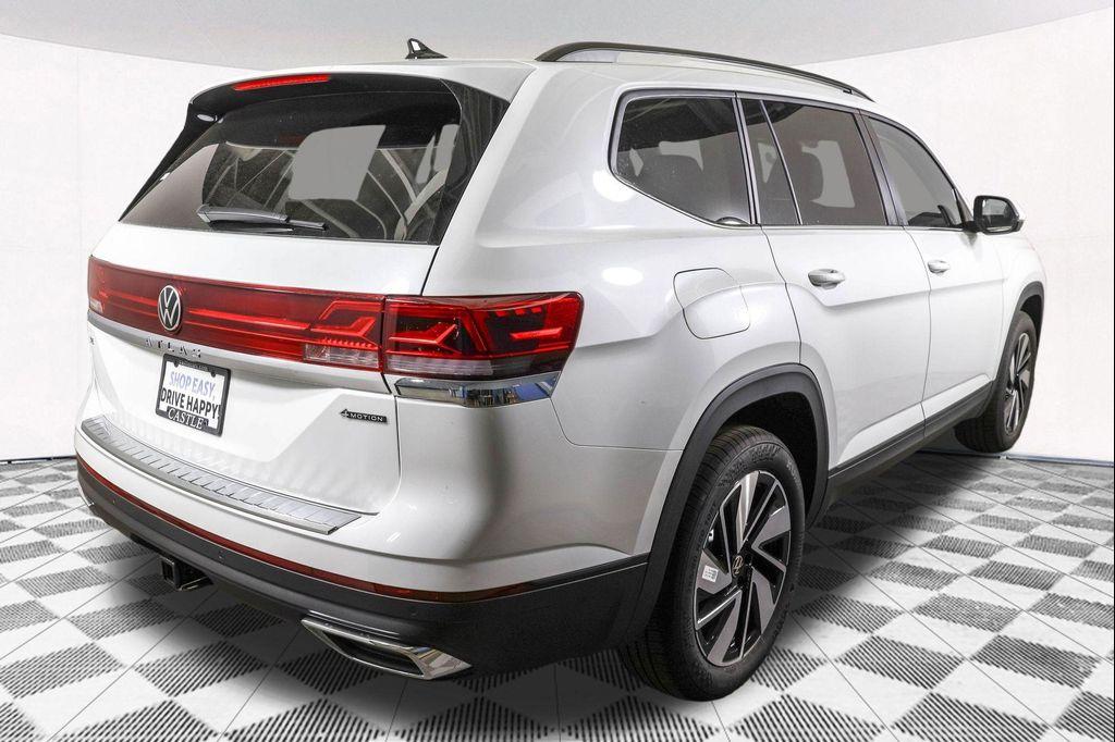new 2026 Volkswagen Atlas car, priced at $46,013