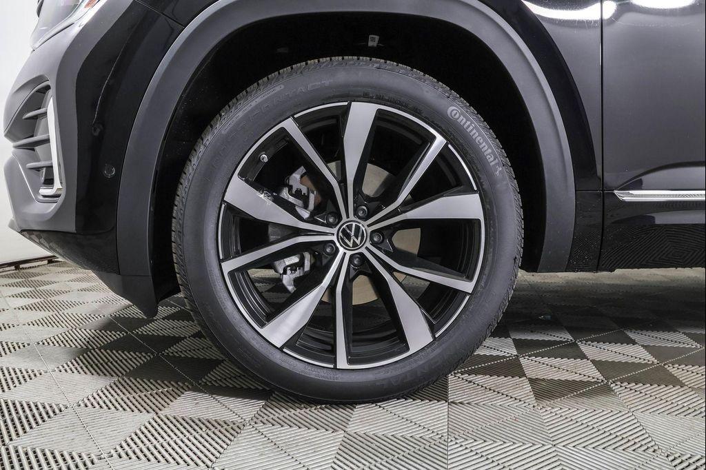 new 2026 Volkswagen Atlas car, priced at $54,279