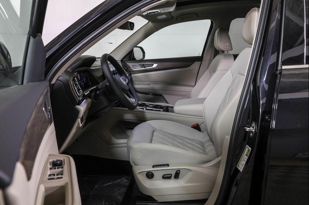 new 2026 Volkswagen Atlas car, priced at $54,279