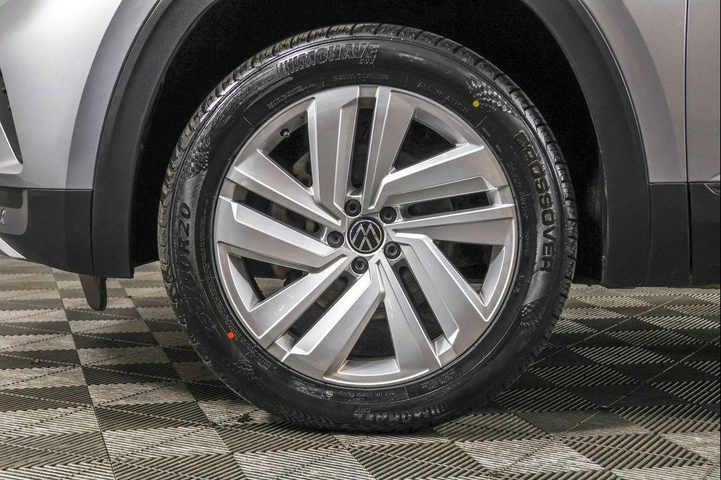 used 2020 Volkswagen Atlas Cross Sport car, priced at $23,875