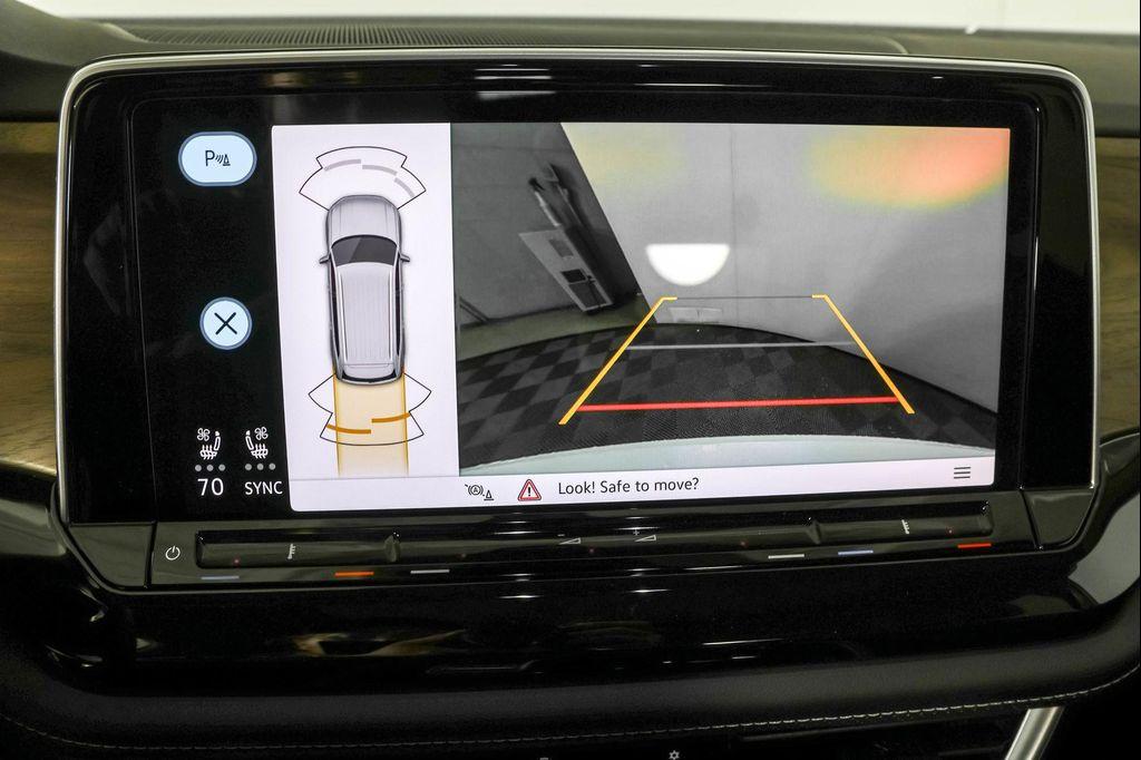 new 2026 Volkswagen Atlas car, priced at $47,178