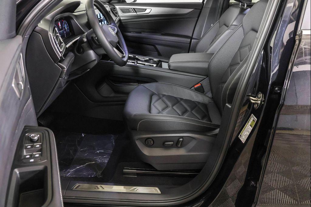 new 2026 Volkswagen Atlas Cross Sport car, priced at $45,751