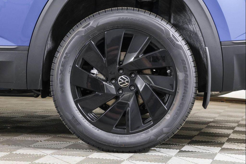 new 2026 Volkswagen Atlas car, priced at $46,774