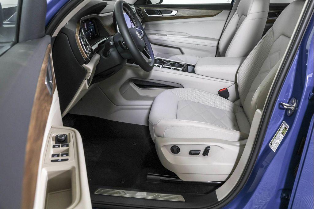 new 2026 Volkswagen Atlas car, priced at $46,774