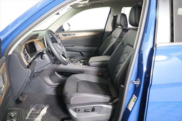 new 2025 Volkswagen Atlas car, priced at $44,573