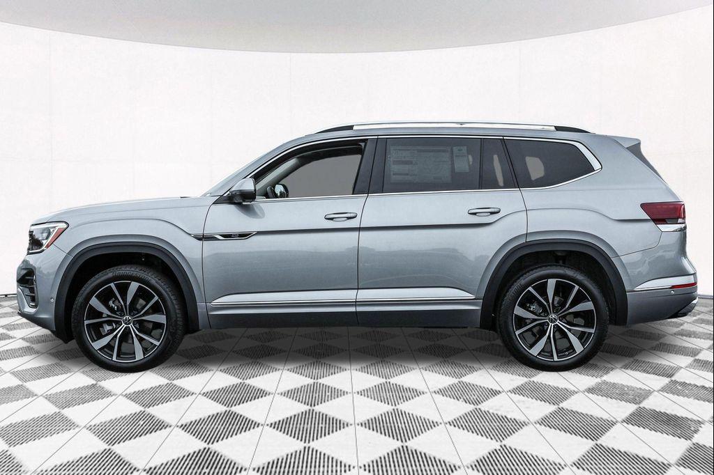 new 2025 Volkswagen Atlas car, priced at $47,411