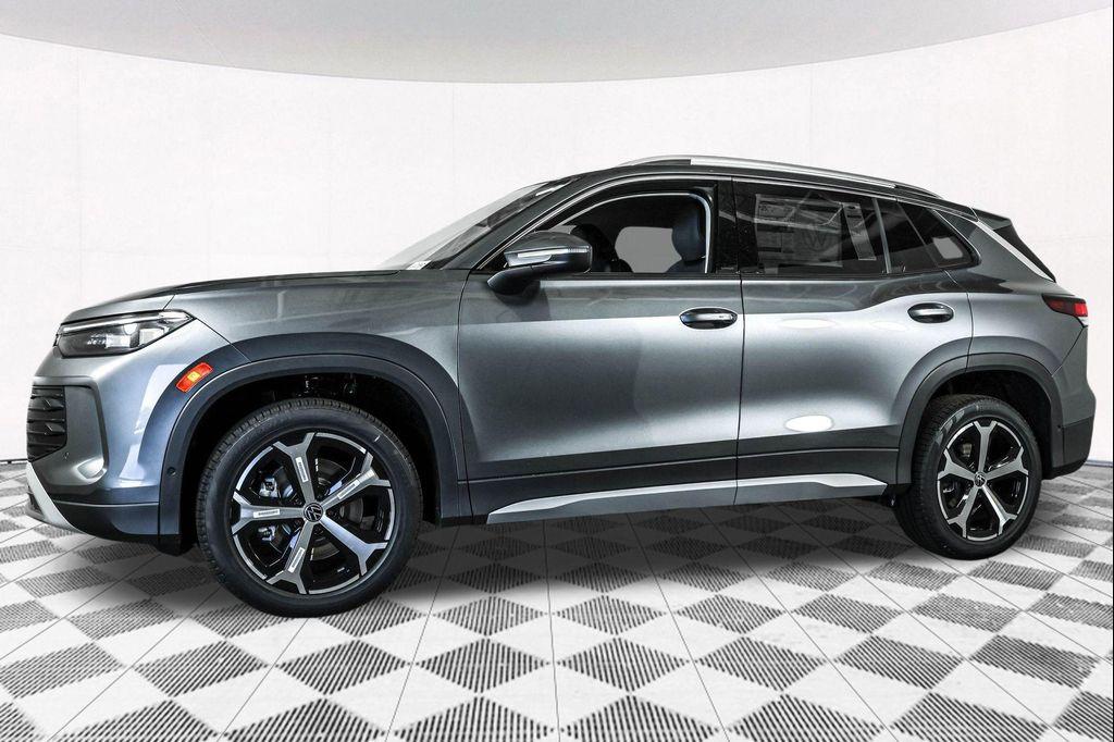 new 2025 Volkswagen Tiguan car, priced at $34,027