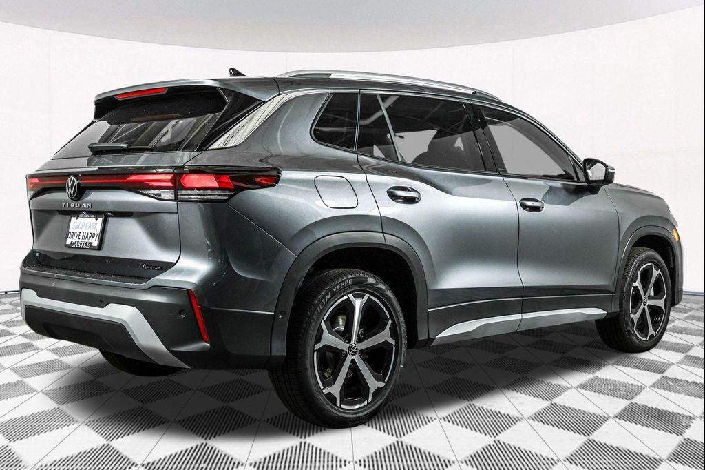new 2025 Volkswagen Tiguan car, priced at $34,027