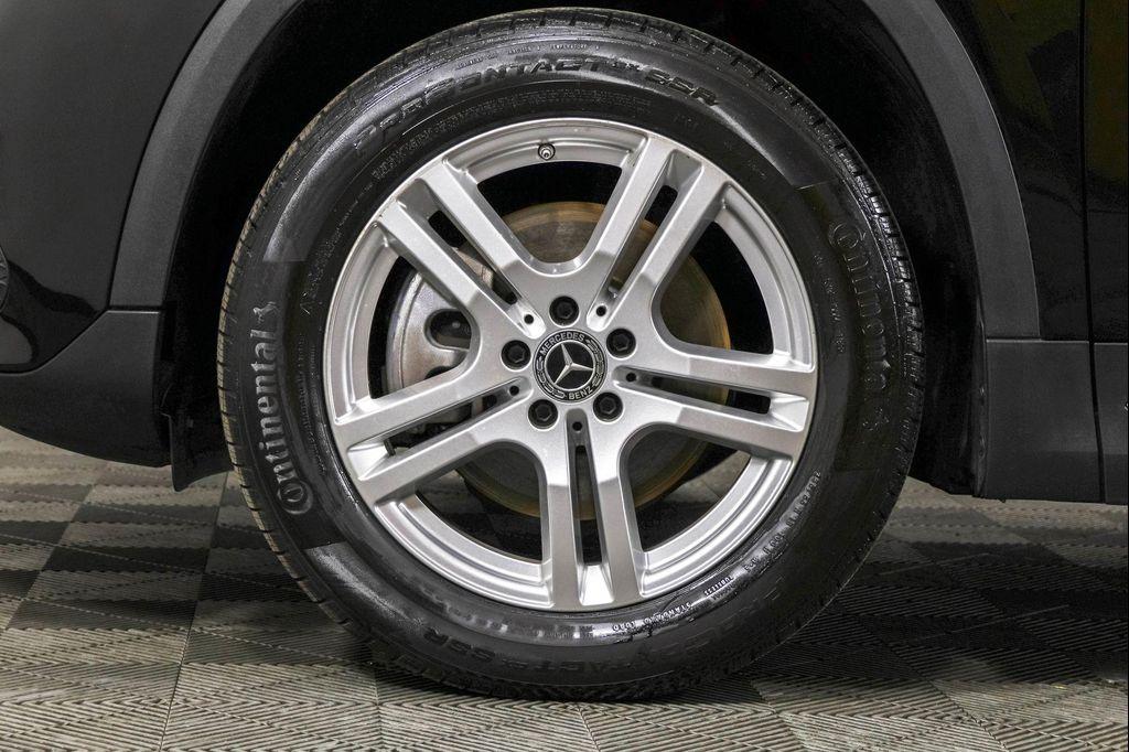 used 2022 Mercedes-Benz GLA 250 car, priced at $27,500