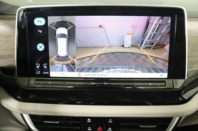 new 2025 Volkswagen Atlas car, priced at $52,964