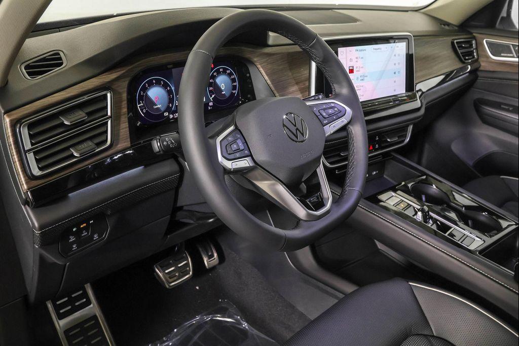 new 2026 Volkswagen Atlas car, priced at $54,716
