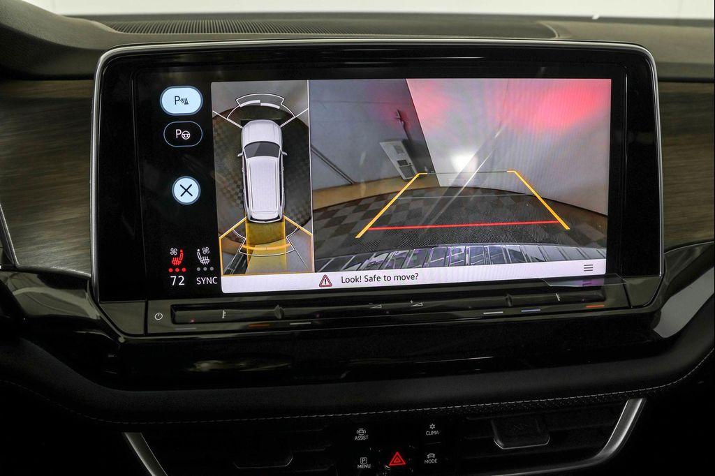 new 2026 Volkswagen Atlas car, priced at $54,716