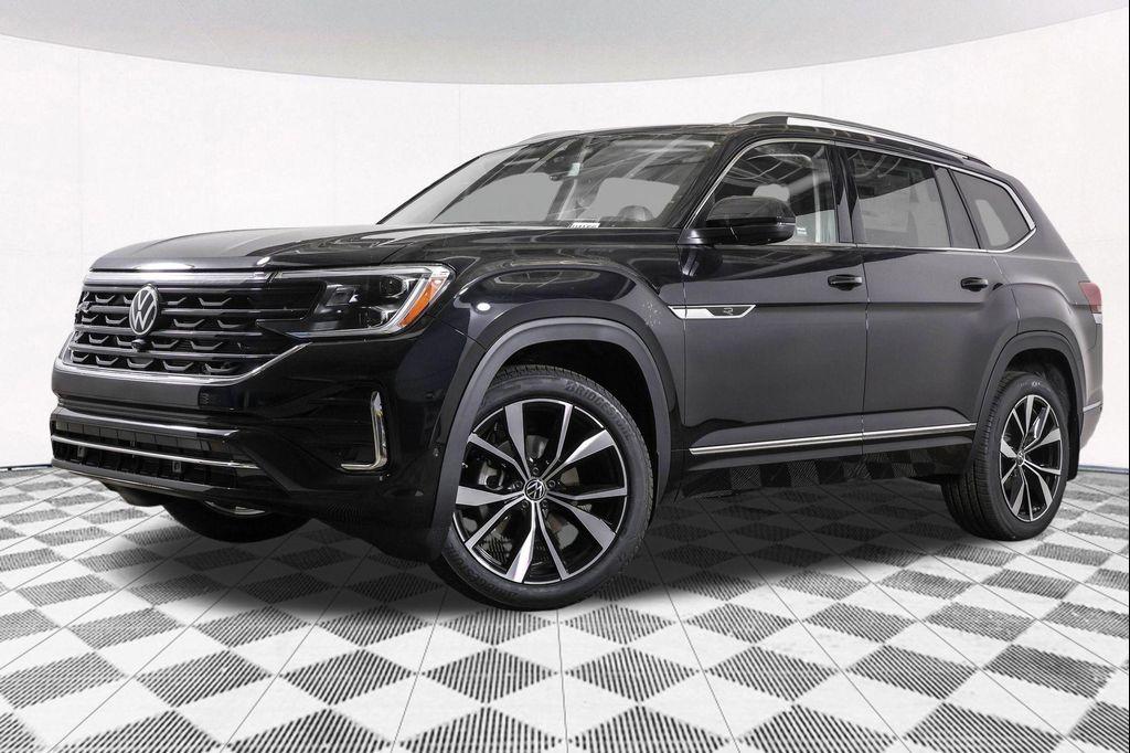 new 2026 Volkswagen Atlas car, priced at $54,732