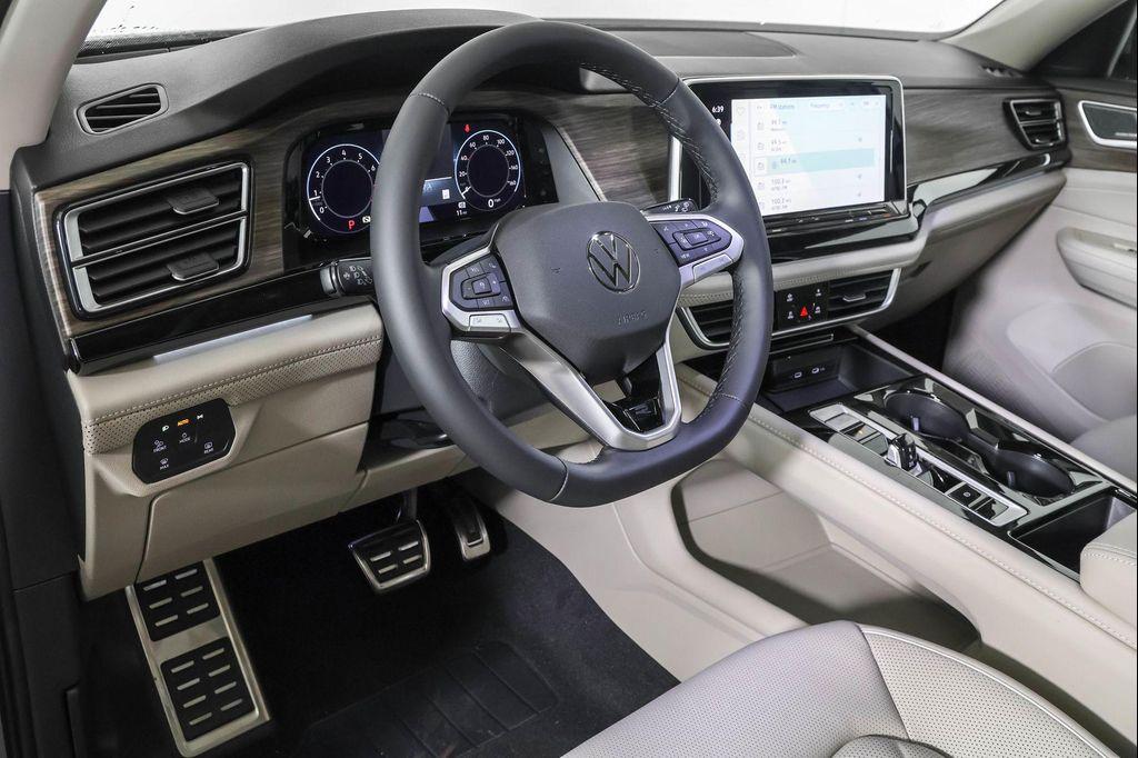 new 2026 Volkswagen Atlas car, priced at $54,091