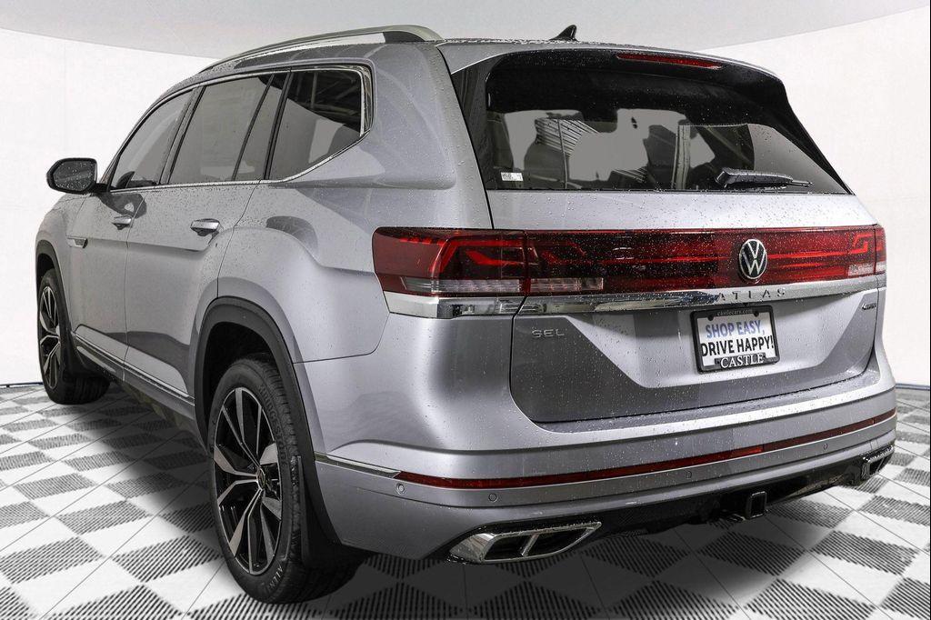 new 2026 Volkswagen Atlas car, priced at $54,091