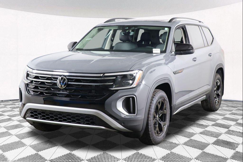 new 2025 Volkswagen Atlas car, priced at $41,710