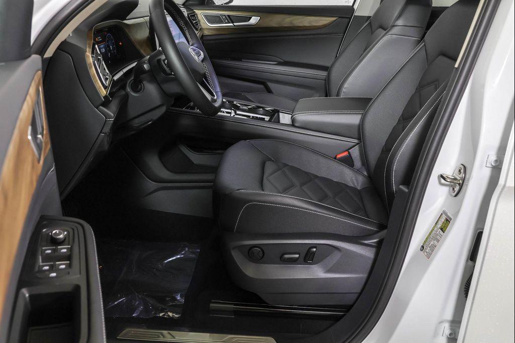 new 2026 Volkswagen Atlas car, priced at $47,369