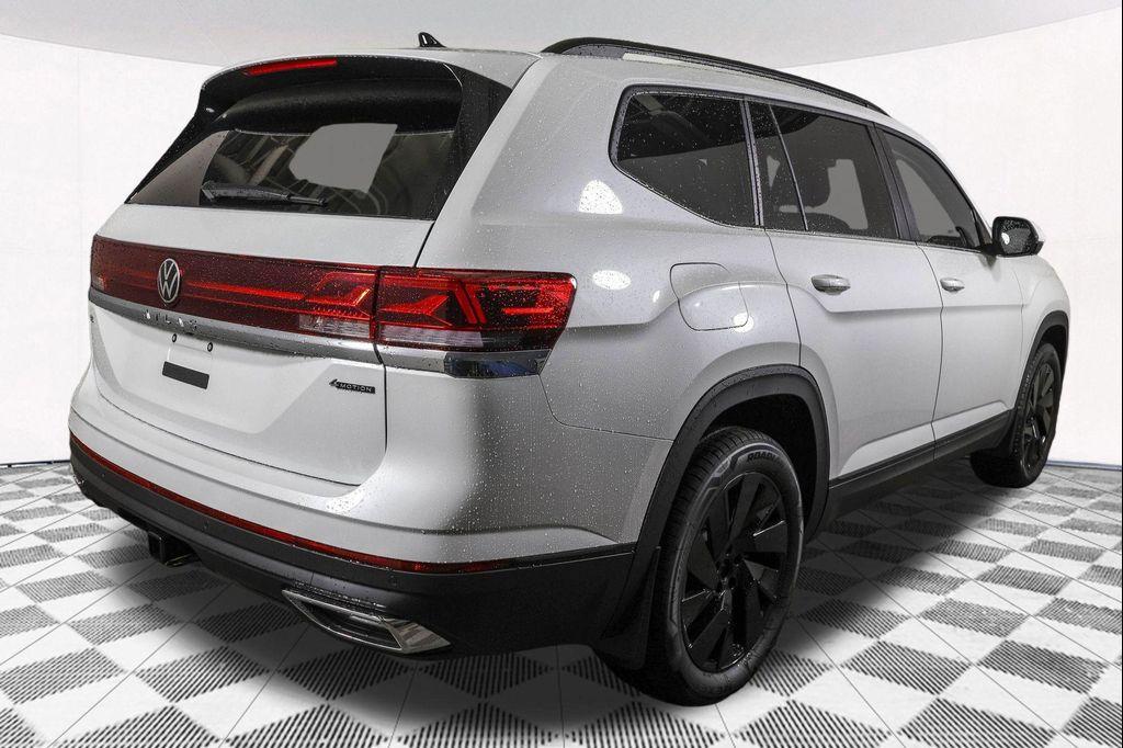 new 2026 Volkswagen Atlas car, priced at $47,369