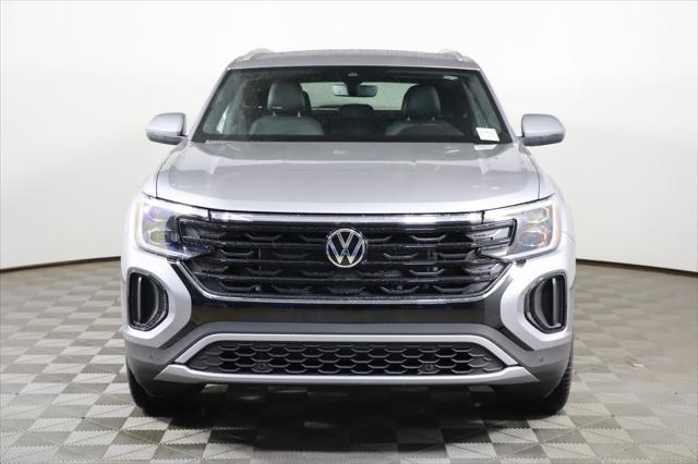 new 2025 Volkswagen Atlas Cross Sport car, priced at $43,854