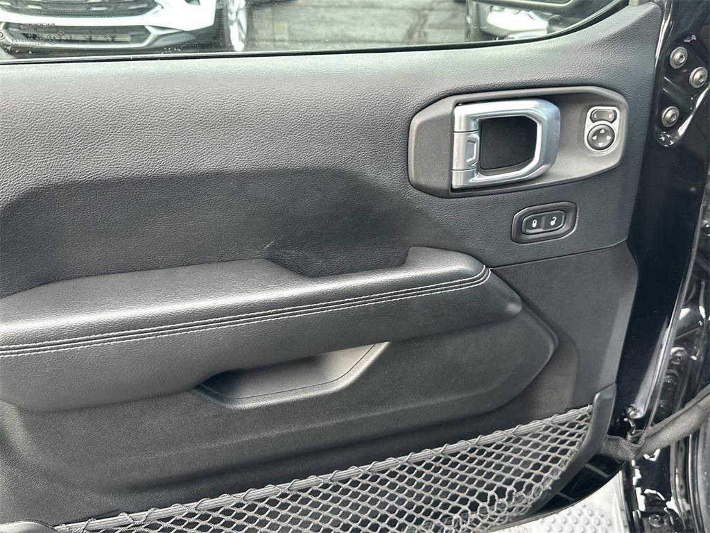 used 2018 Jeep Wrangler Unlimited car, priced at $25,775