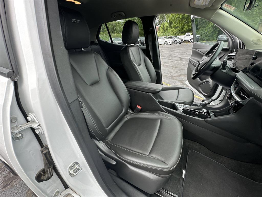 used 2024 Buick Encore GX car, priced at $21,975