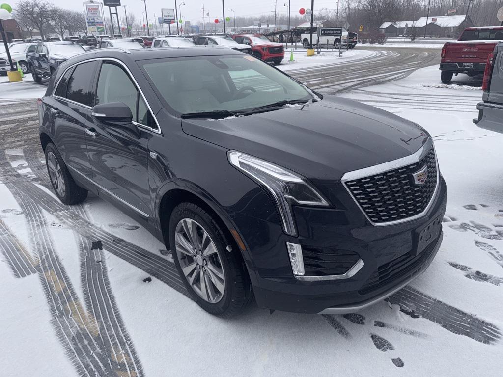used 2025 Cadillac XT5 car, priced at $45,866