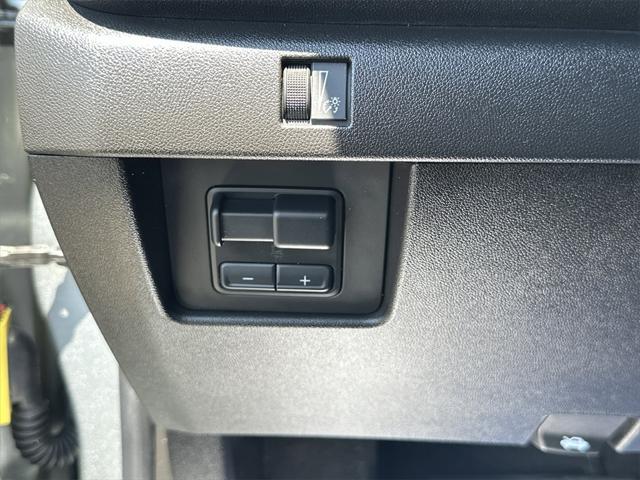 used 2024 Chevrolet Colorado car, priced at $38,999