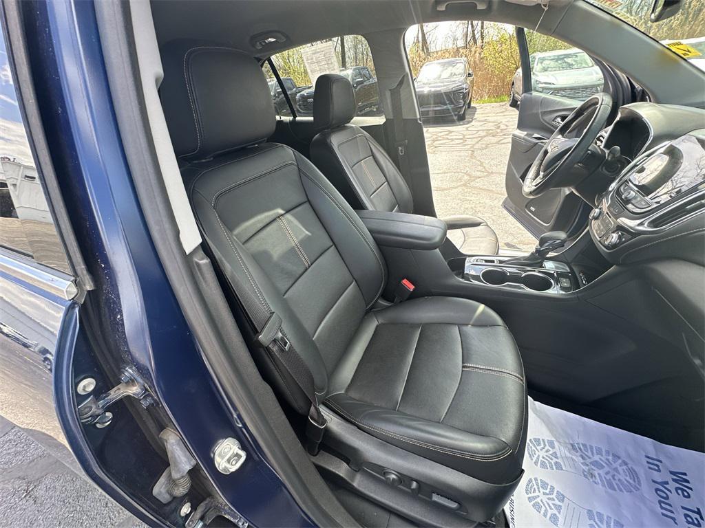 used 2022 Chevrolet Equinox car, priced at $22,400