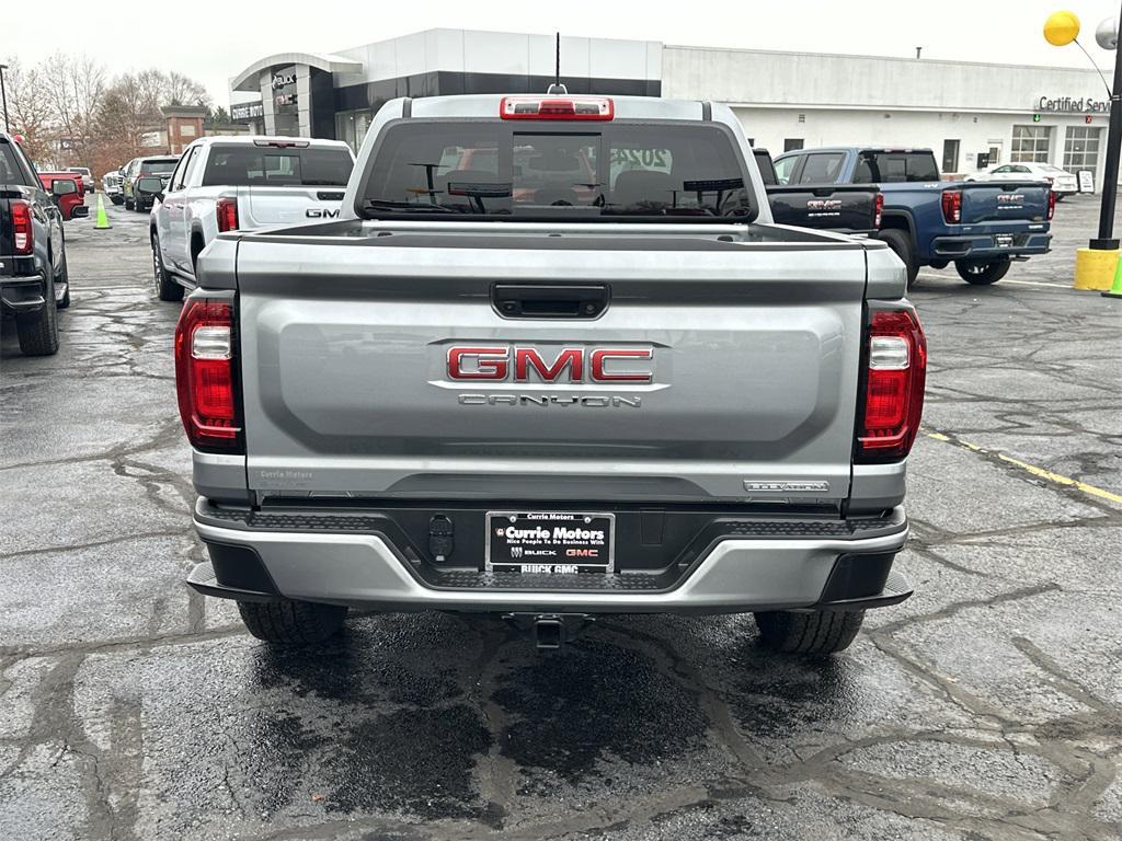 used 2024 GMC Canyon car, priced at $34,780