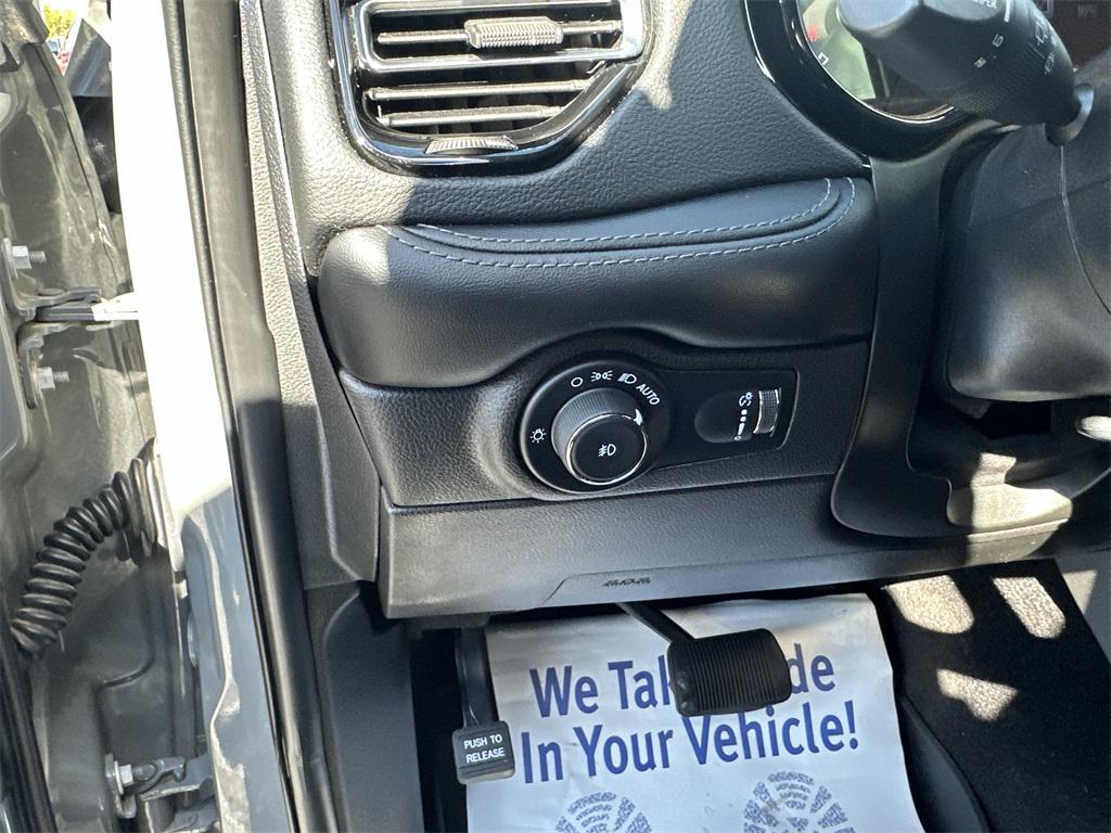 used 2021 Dodge Durango car, priced at $23,999