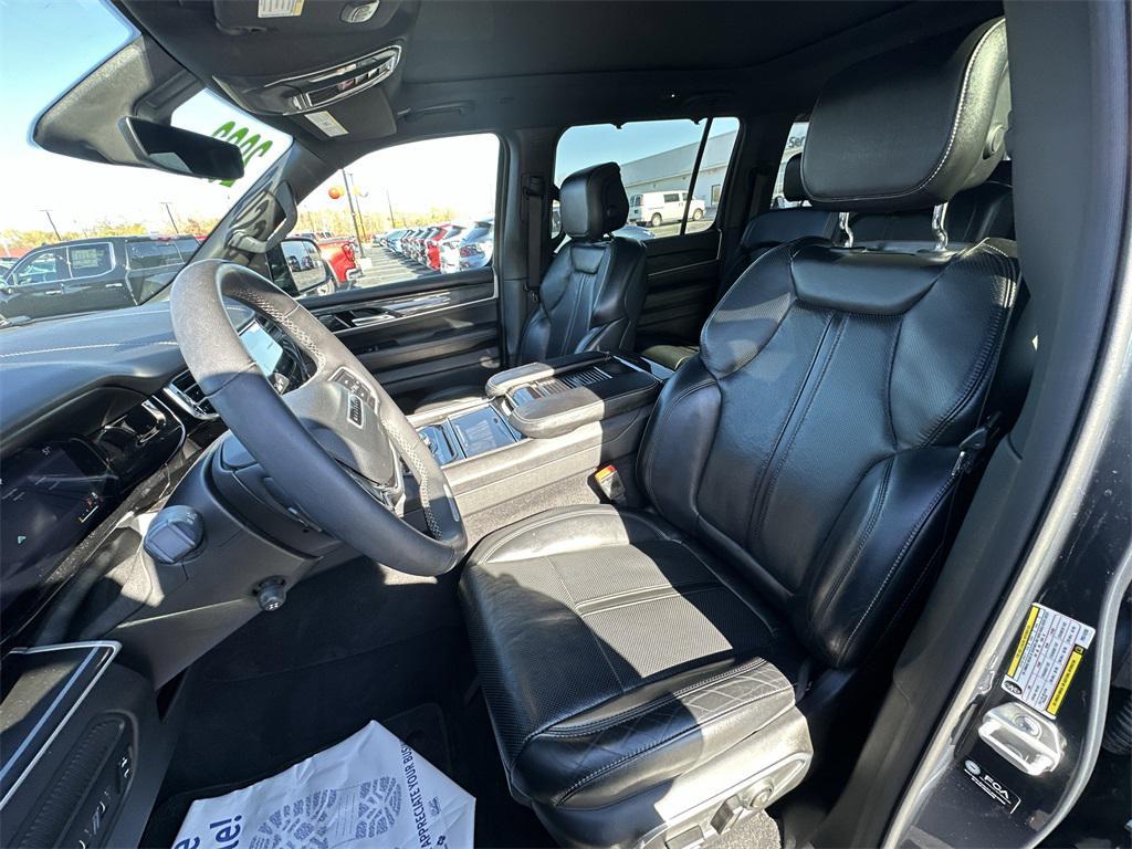 used 2023 Jeep Wagoneer car, priced at $37,495